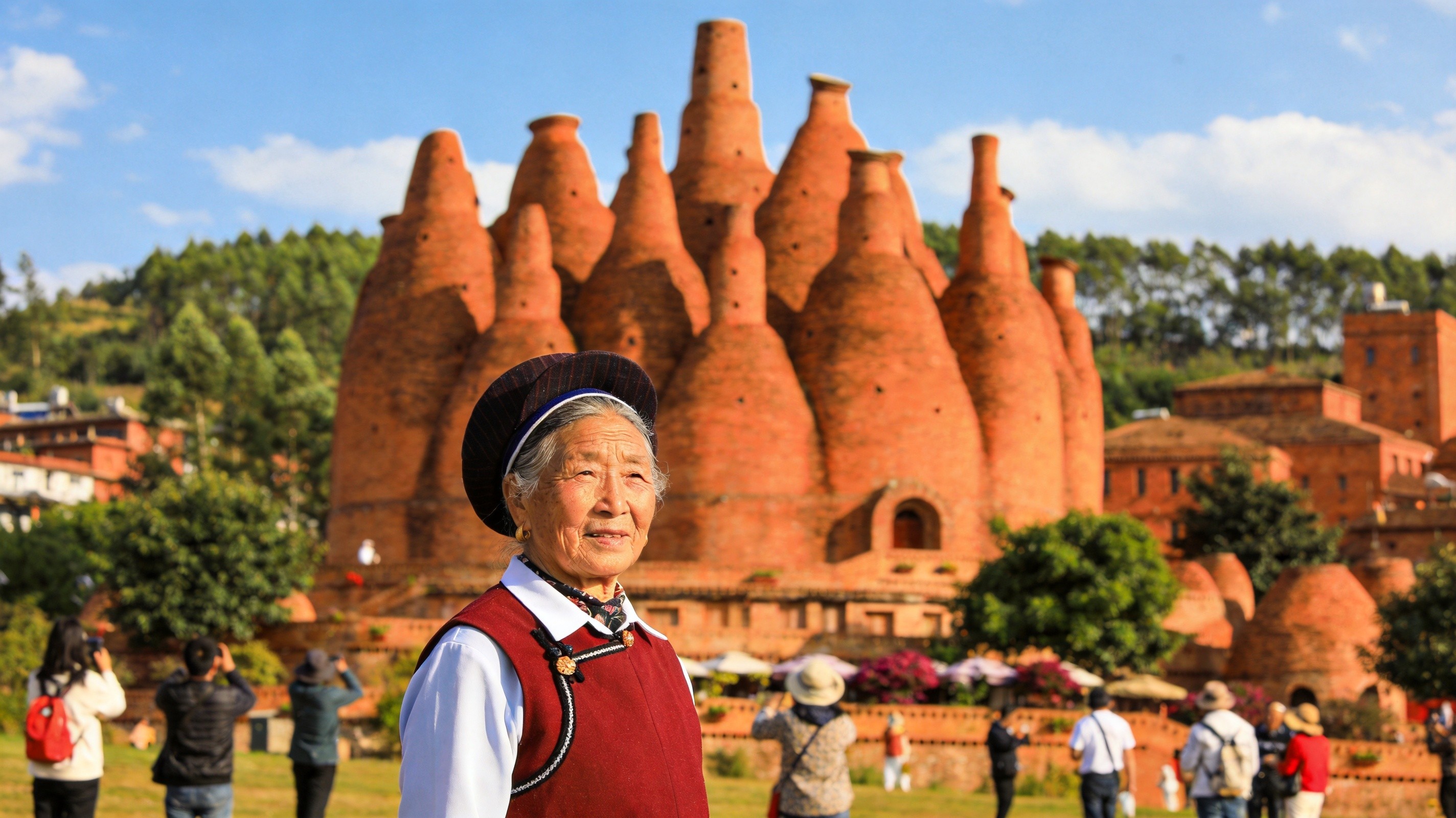 弥勒全景