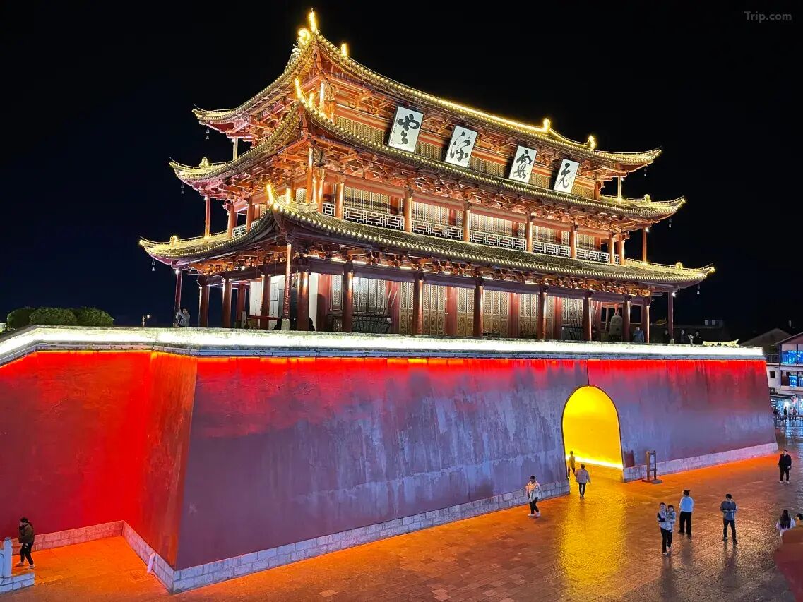 建水朝阳楼夜景